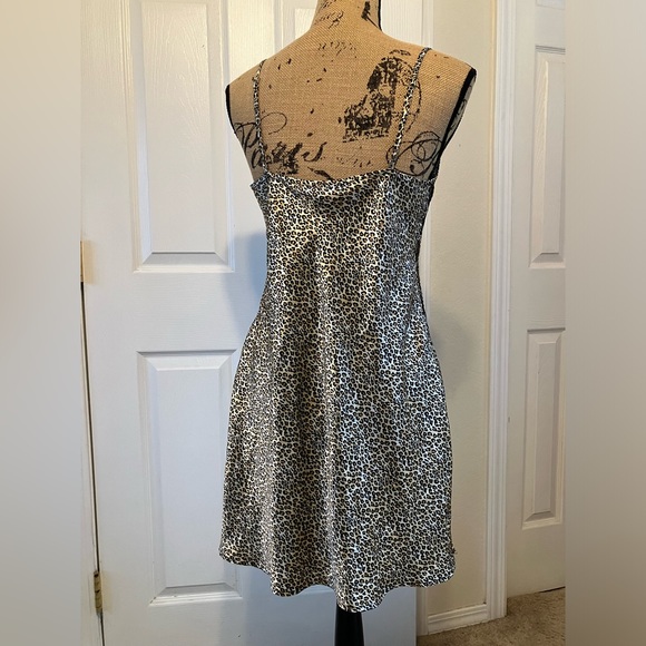 Vintage 90’s Inner Most leopard animal print satin side openings slip nightie M - Picture 12 of 14